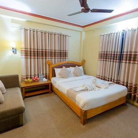 Paradise Boutique Hotel Pokhara Ngoại thất bức ảnh